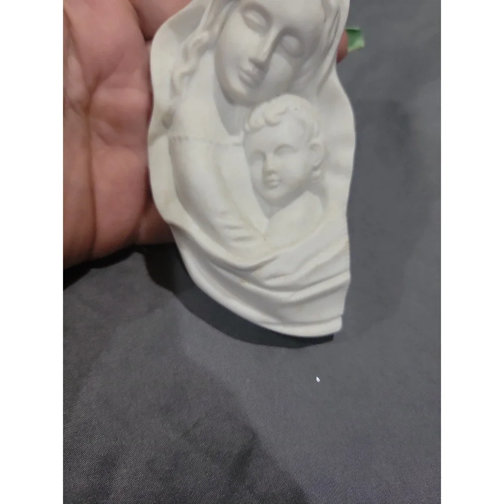 Vintage Porcelain Madonna Mary With Baby Wall Hanging Plaque